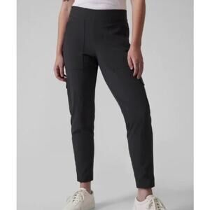 Athleta Chelsea Cargo Lined Pant in‎ Black Size 16